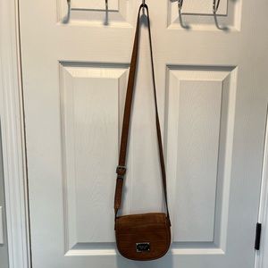 Michael Kors Crossbody. Tan